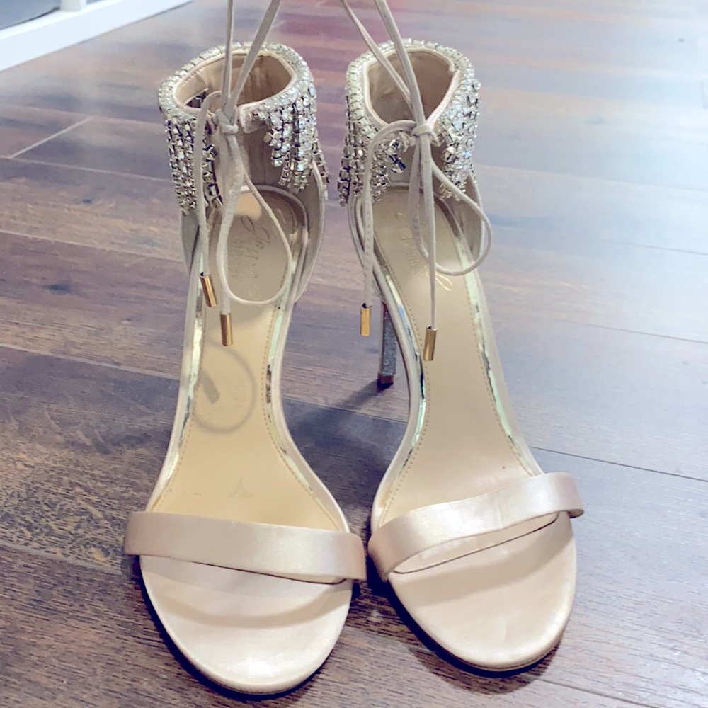 Brand new Badgley Mischka open toe pump
